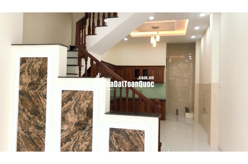 Bán nhà 4 tầng Hiệp Bình Phước, Thủ Đức, 4x16m, 60m2, sổ hồng, 6.8 tỷ. LH: 0933125879